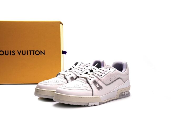 Louis Vuitton Trainer - Image 14
