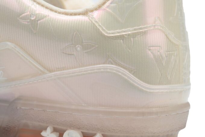Louis Vuitton Trainer Monogram - Image 7