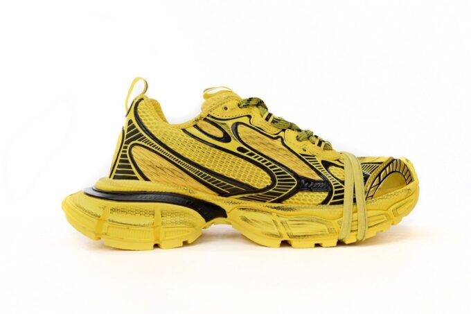 Balenciaga 3XL Black Yellow - Image 3