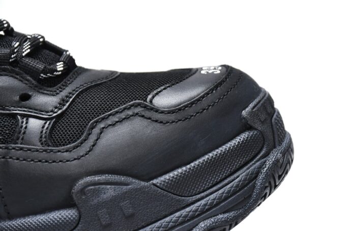 Balenciaga Triple S Black - Image 12