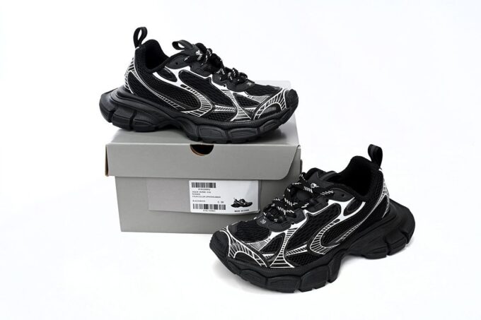 Balenciaga 3XL Black And White - Image 2