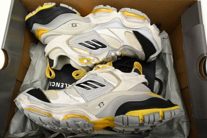 Balenciaga CARGO White yellow silver - Image 13