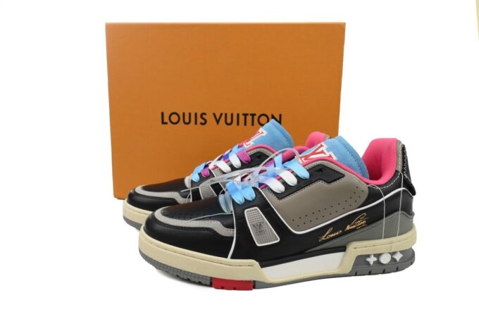 Louis Vuitton Trainer - Image 12
