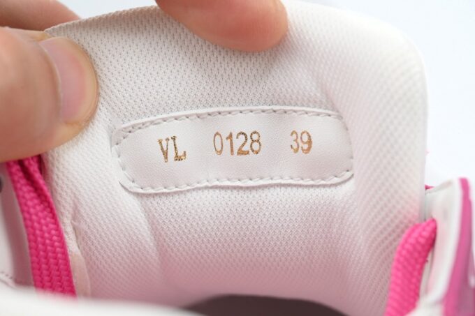 Louis Vuitton Trainer Rose Red - Image 9