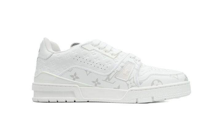 Louis Vuitton Trainer - Image 12