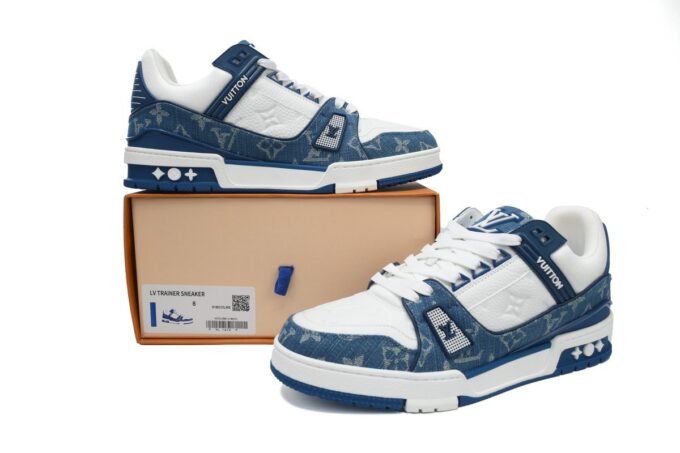 Louis Vuitton Trainer Blue - Image 12