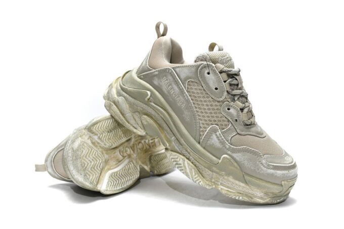 Balenciaga Triple S Beige - Image 19