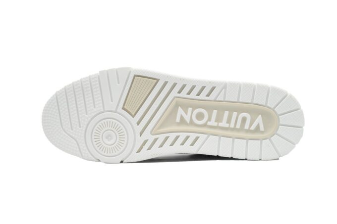 Louis Vuitton Trainer - Image 9