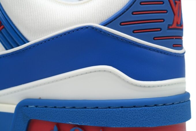 Louis Vuitton Trainer - Image 10
