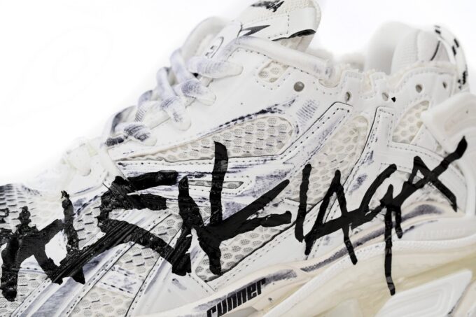 Balenciaga Runner White And Black Characters - Image 15