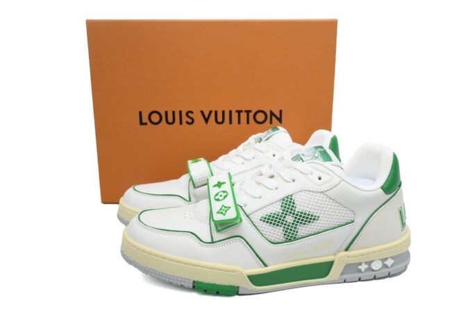 Louis Vuitton Trainer Green - Image 11