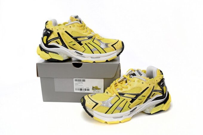 Balenciaga Runner Black Yellow - Image 15